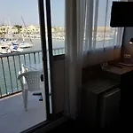 Port Hotel 3*