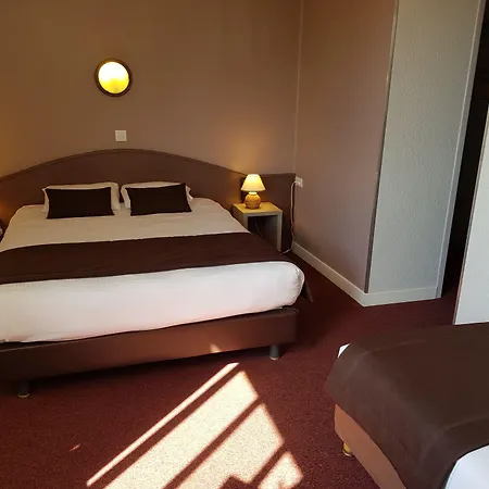 Port Hotel