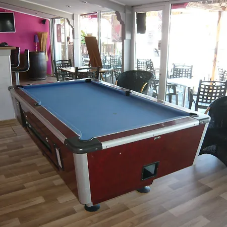 Port Hotel 3*