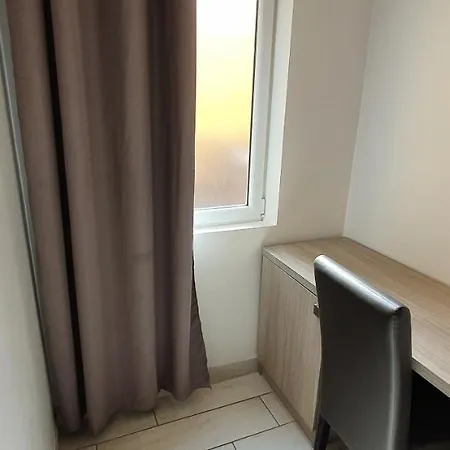 Port 3* גרואיסאן