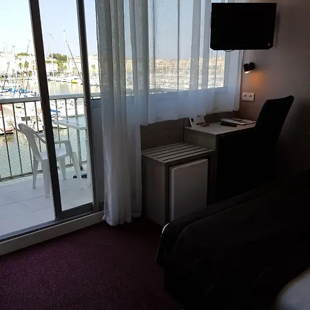 酒店 沙滩港口酒店 3*