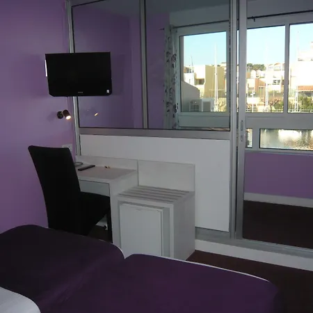 沙滩港口酒店 酒店 格吕桑